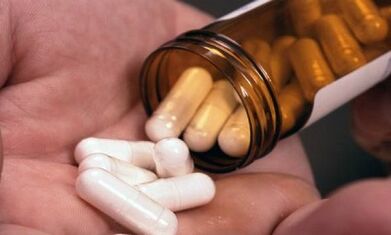Traitement pharmacologique de la prostatite chronique chez les hommes